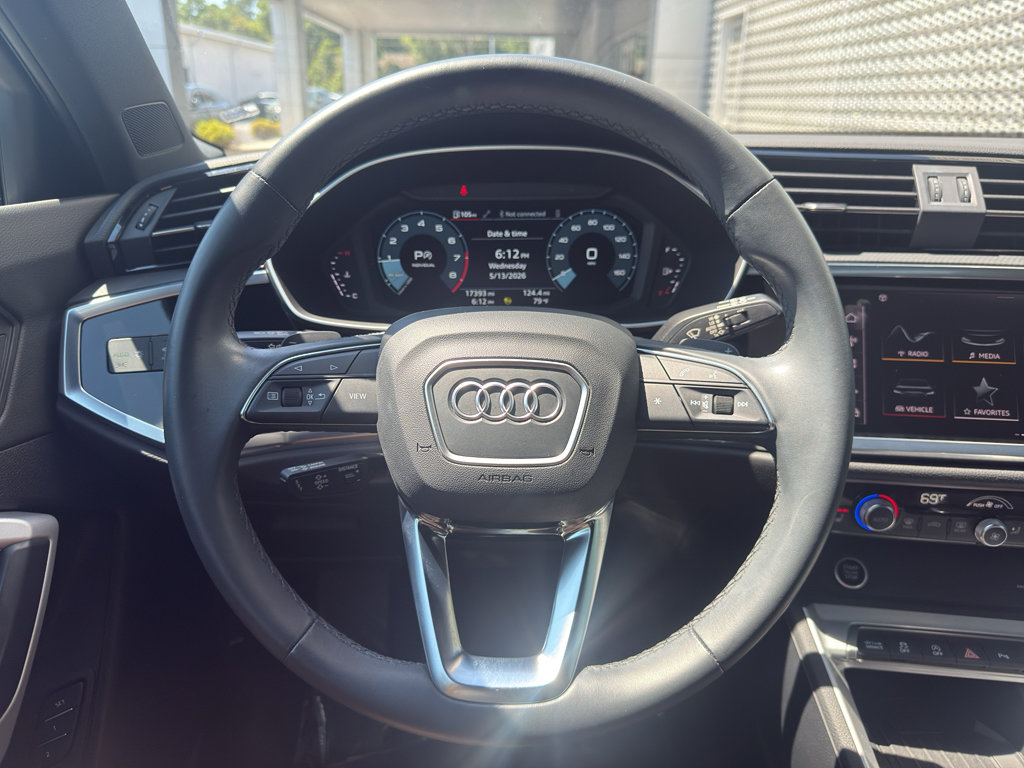 Used 2023 Audi Q3 2.0T Premium Plus w/ Premium Plus Package AWD/4WD image 16