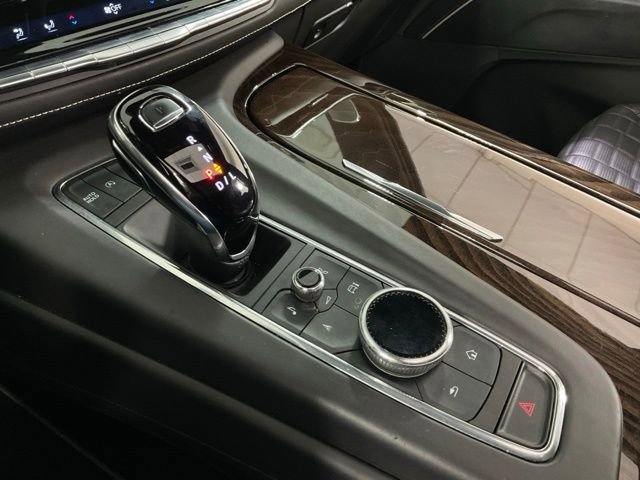 Used 2022 Cadillac Escalade Sport Platinum w/ LPO, ONYX Package image 14