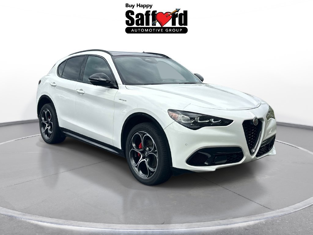 Used 2025 Alfa Romeo Stelvio Sprint w/ Veloce Package AWD/4WD image 10
