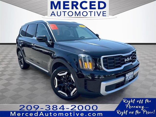 Used 2024 Kia Telluride S FWD image 1