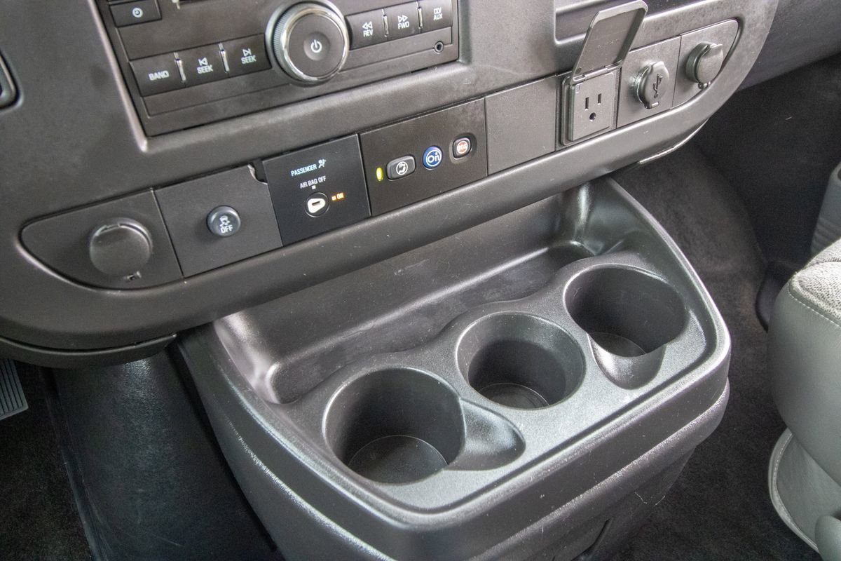 Used 2017 Chevrolet Express 3500 LT w/ LT Preferred Equipment Group image 22