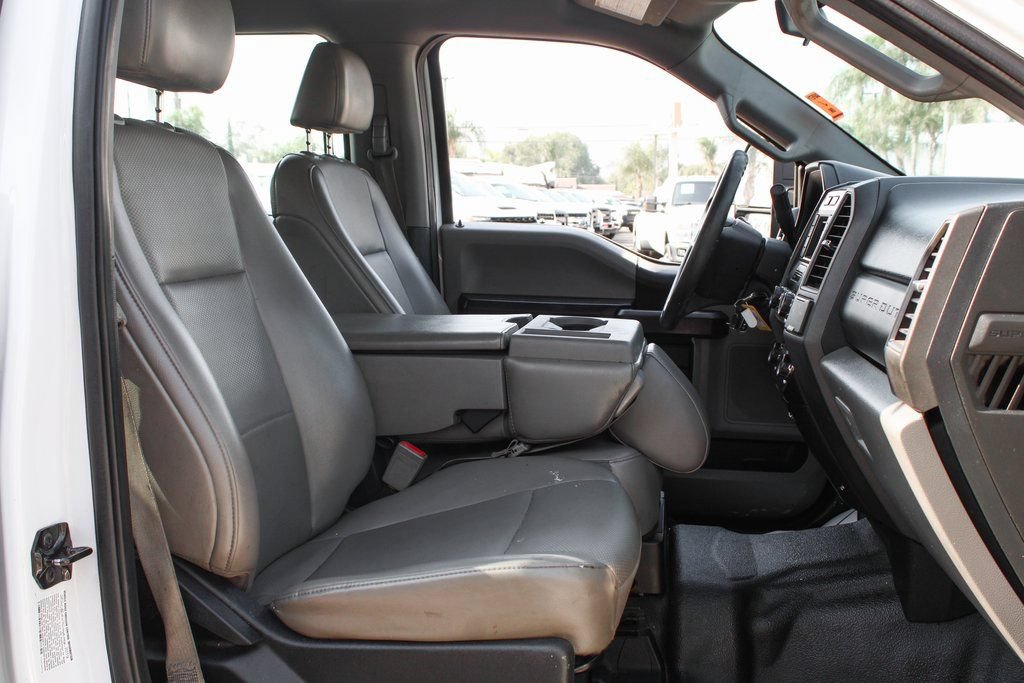 Used 2019 Ford F550 2WD Crew Cab Super Duty image 35