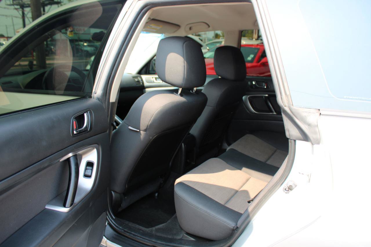 Used 2007 Subaru Outback 2.5i AWD/4WD image 13