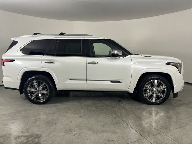 Used 2024 Toyota Sequoia Capstone AWD/4WD image 9