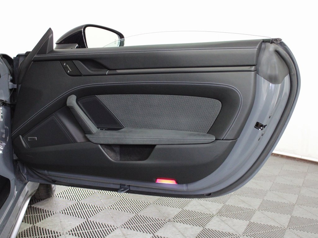 Certified 2025 Porsche 911 Carrera GTS image 36
