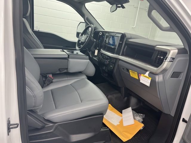 New 2025 Ford F450 XL w/ XL Chrome Package AWD/4WD image 18