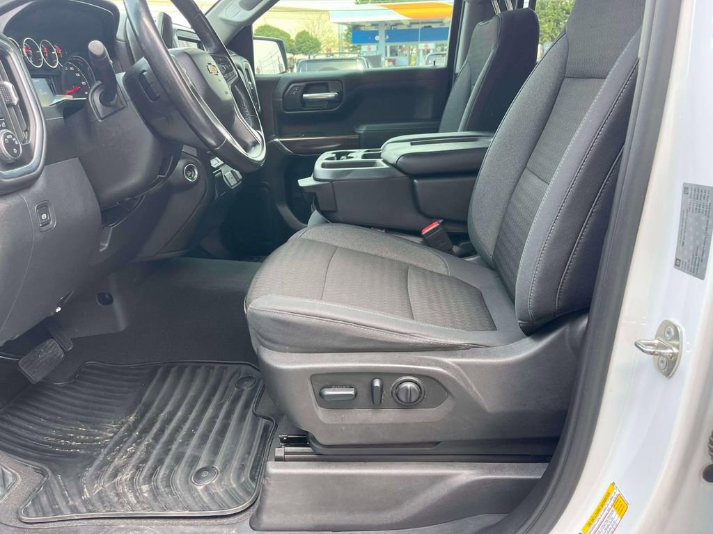 Used 2019 Chevrolet Silverado 1500 LT w/ Texas Edition image 27