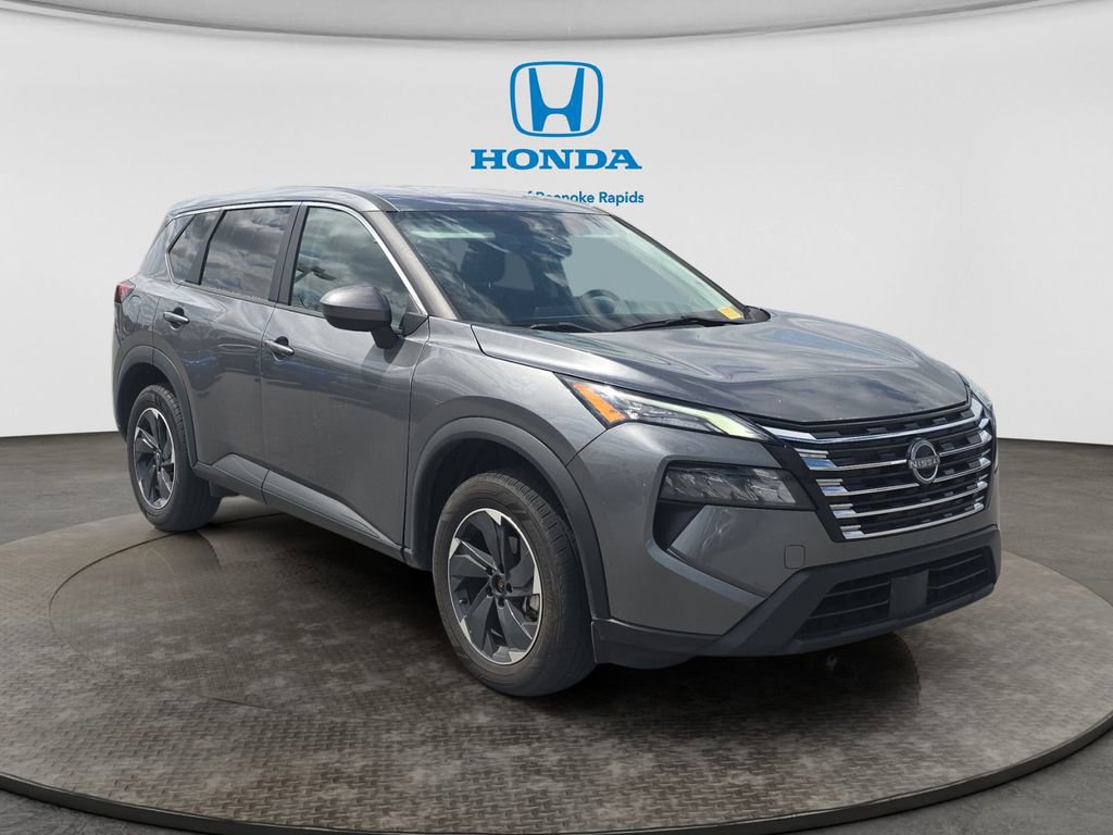 Used 2024 Nissan Rogue SV FWD image 7
