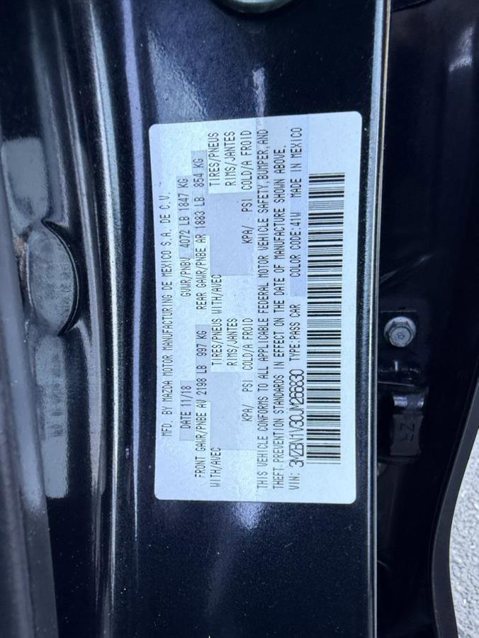Used 2018 MAZDA MAZDA3 Touring FWD image 30