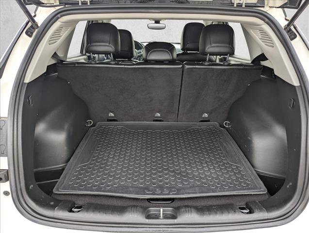 Used 2018 Jeep Compass Latitude AWD/4WD image 6