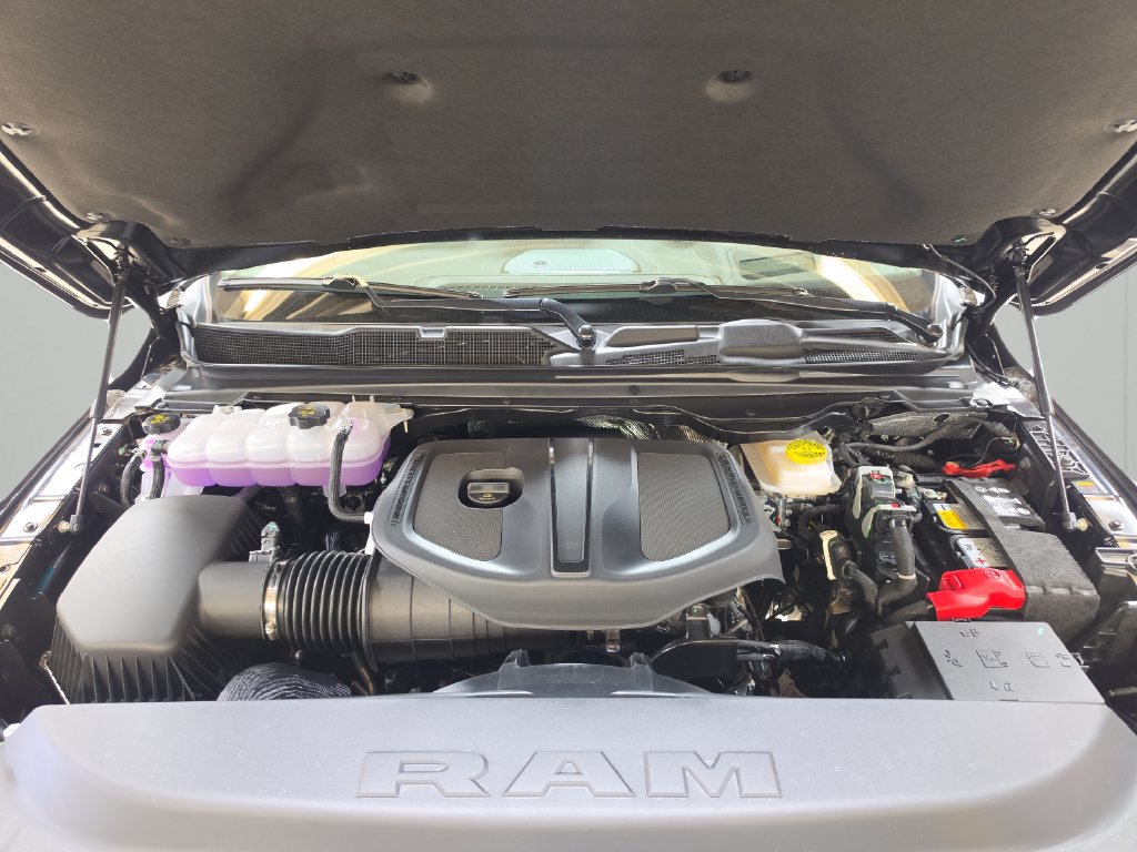 New 2027 RAM 1500 Laramie w/ Advanced Safety Group II AWD/4WD image 10
