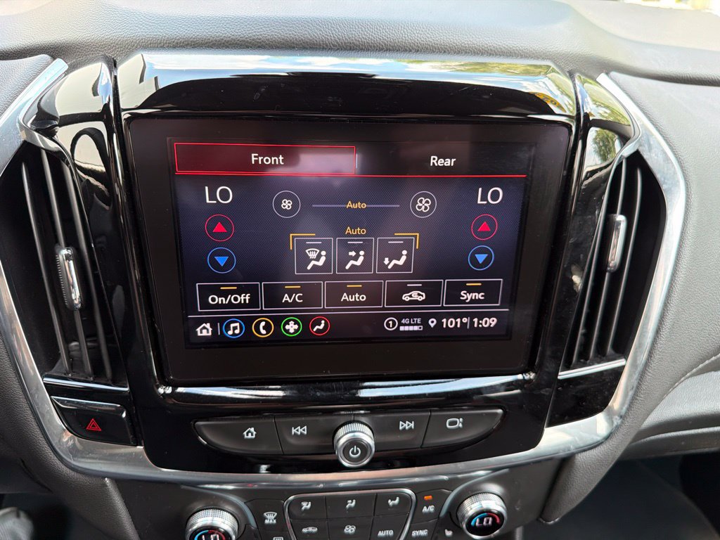 Used 2023 Chevrolet Traverse LT FWD image 75