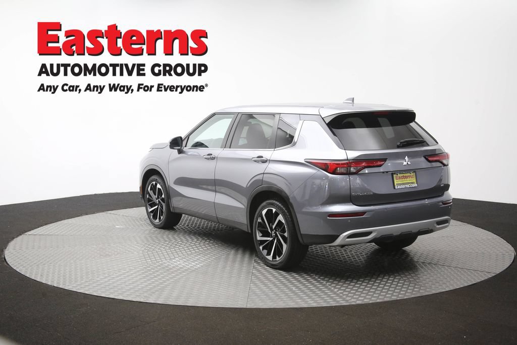 Used 2024 Mitsubishi Outlander SE FWD image 63