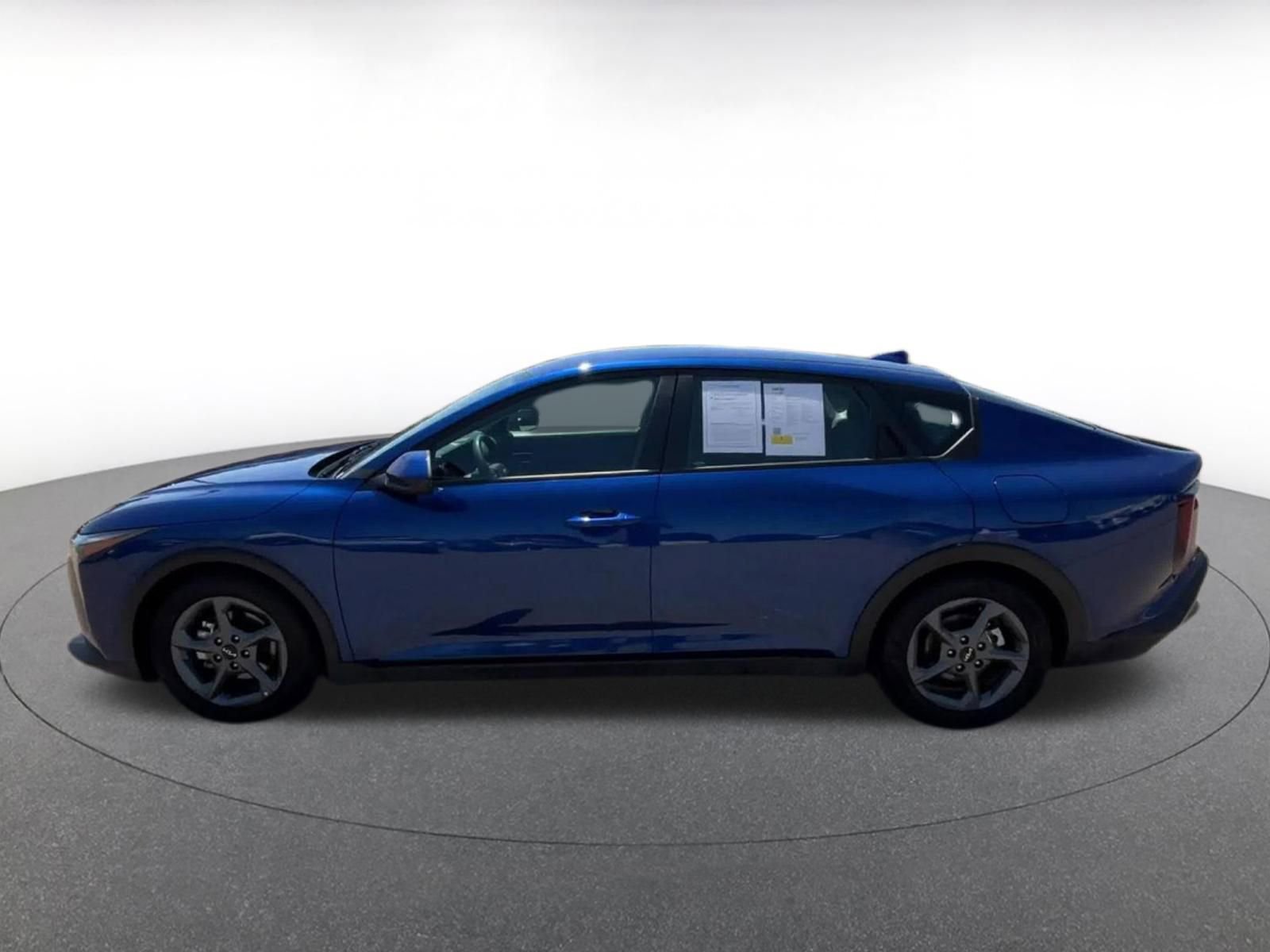Used 2025 Kia K4 FWD image 9