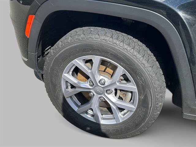 Used 2022 Jeep Grand Cherokee L Limited image 9