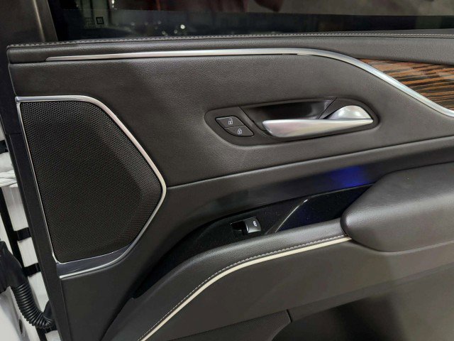 Used 2021 Cadillac Escalade Luxury image 61