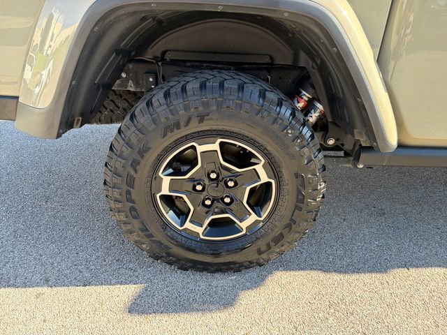 Used 2020 Jeep Gladiator Mojave image 40