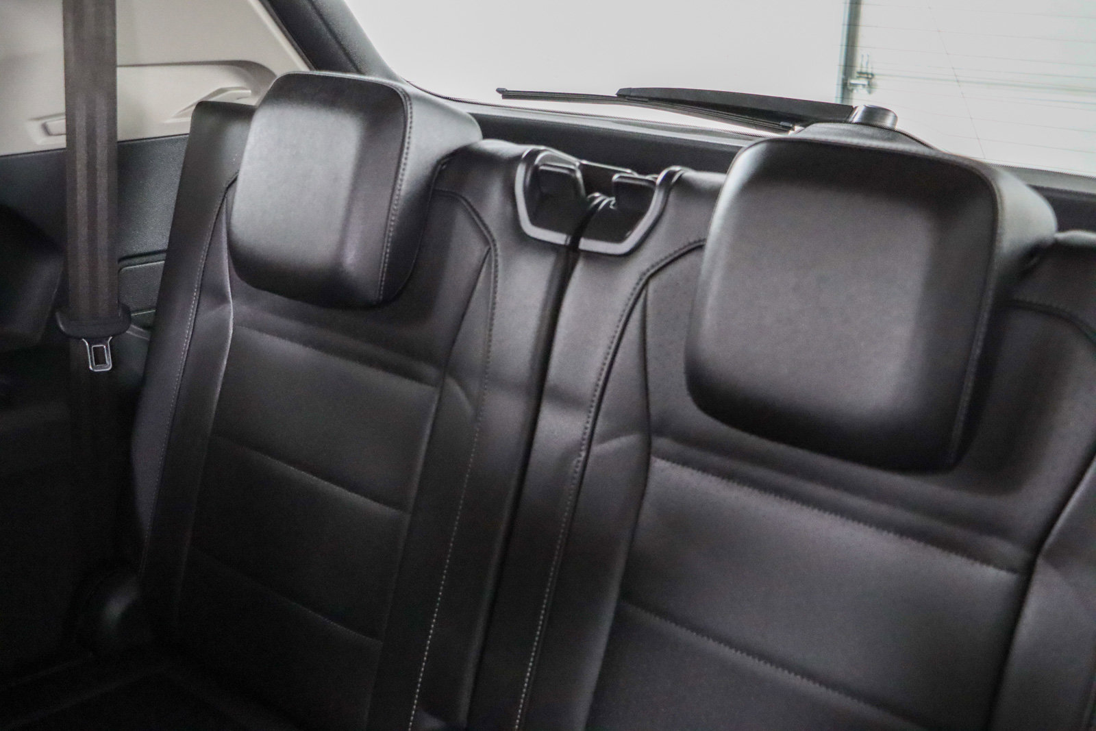 Used 2019 Volkswagen Tiguan SEL Premium R-Line image 25