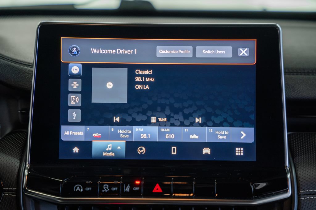 Certified 2023 Jeep Compass Latitude AWD/4WD image 21