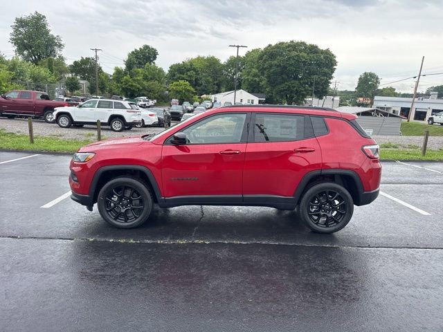 New 2026 Jeep Compass Latitude AWD/4WD image 4