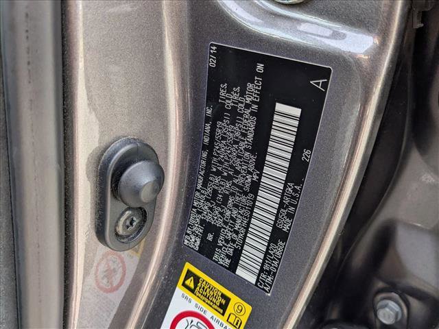 Used 2014 Toyota Highlander Limited Platinum FWD image 29