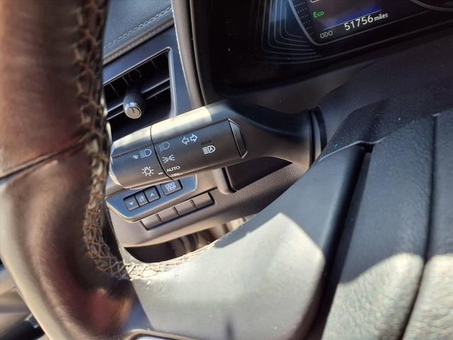 Used 2020 Lexus UX 200 image 10