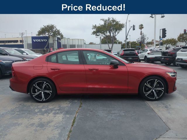 Used 2024 Volvo S60 B5 Plus FWD image 2