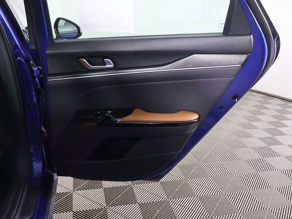 Used 2022 Kia K5 GT image 28