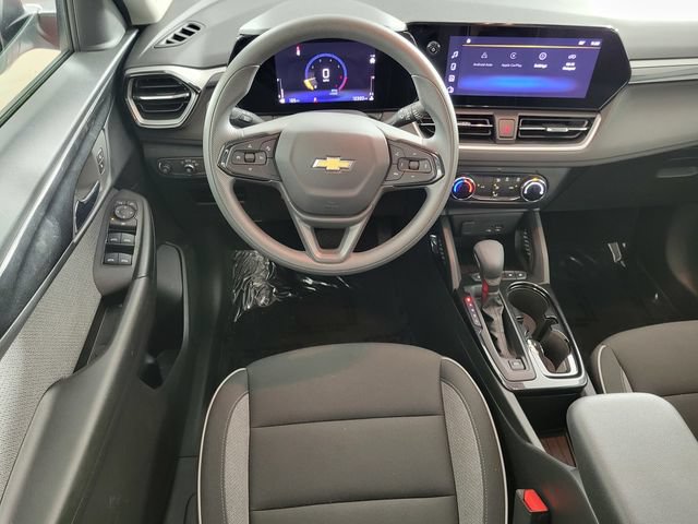 Used 2026 Chevrolet TrailBlazer LS FWD image 25