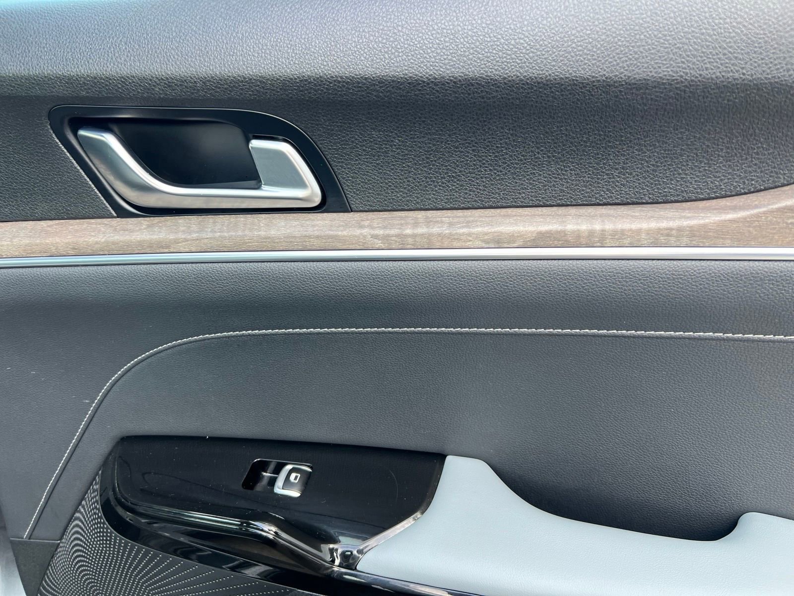 Used 2023 Kia K5 EX image 47