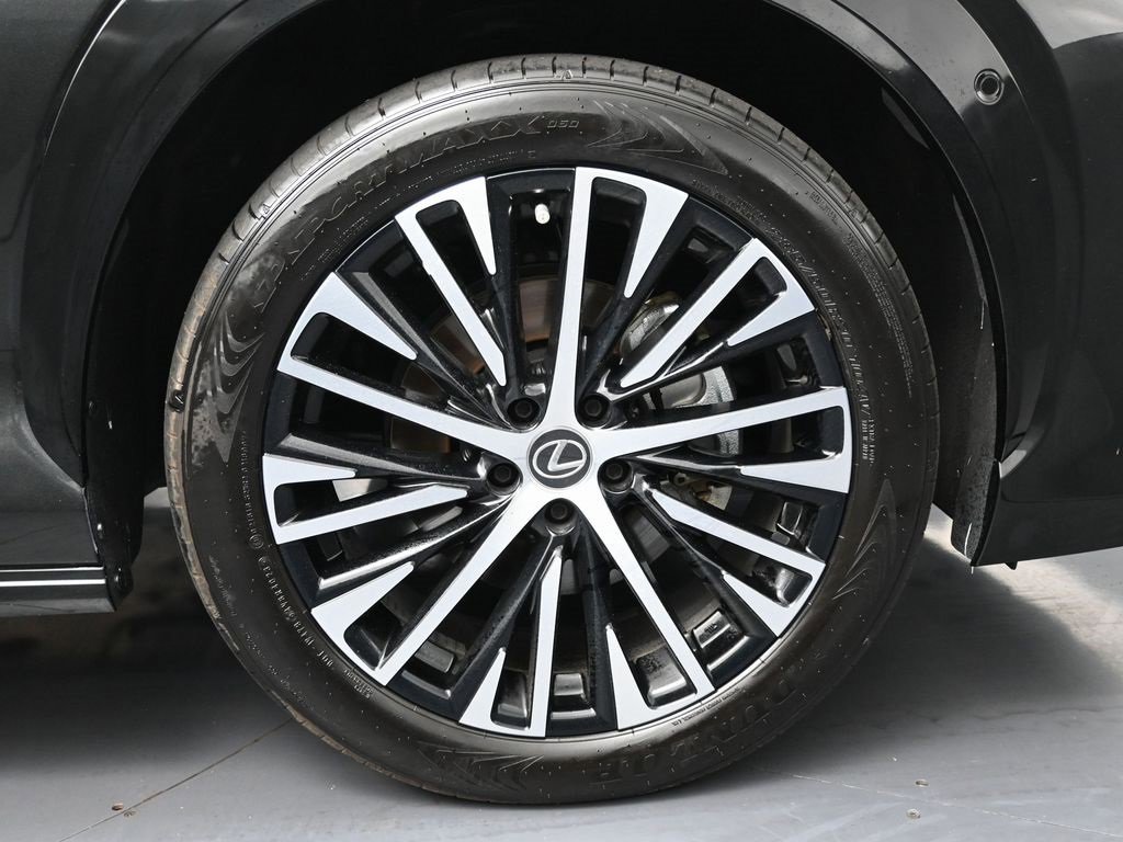 Used 2023 Lexus RZ 450e Premium w/ Technology Package image 12