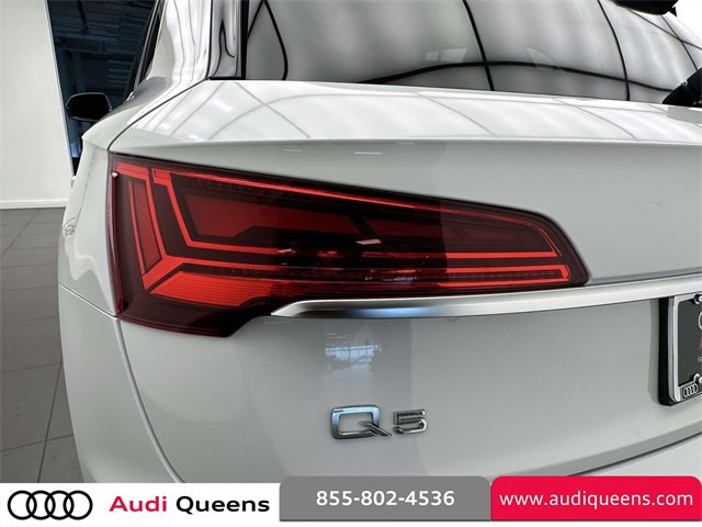 Certified 2023 Audi Q5 2.0T Premium w/ Convenience Package image 5