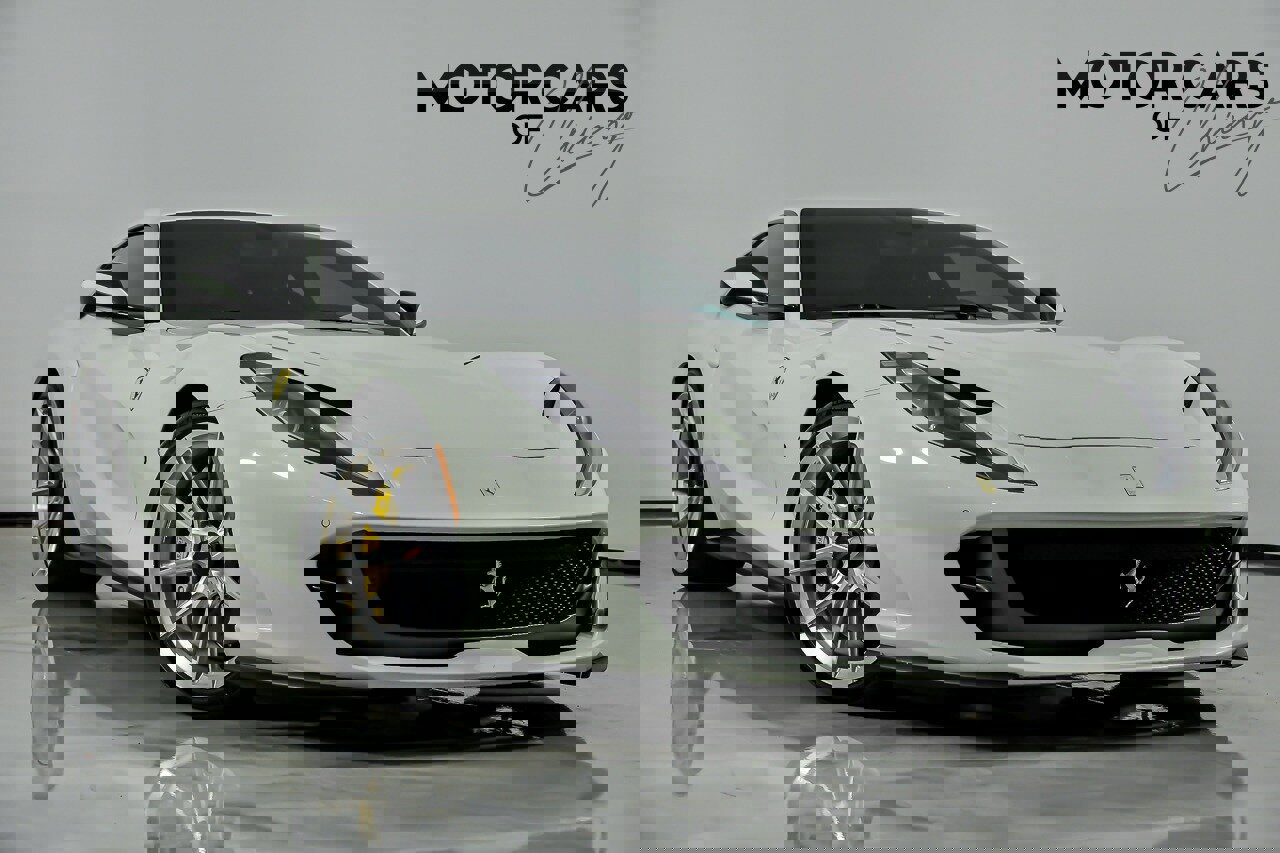 Used 2018 Ferrari 812 Superfast RWD image 1