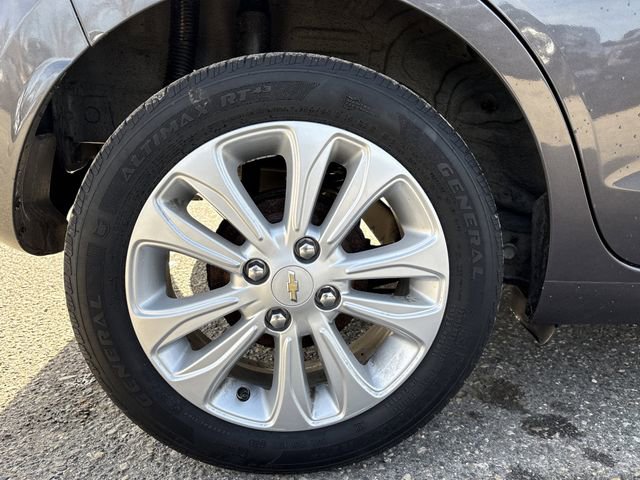 Used 2016 Chevrolet Spark LT image 52