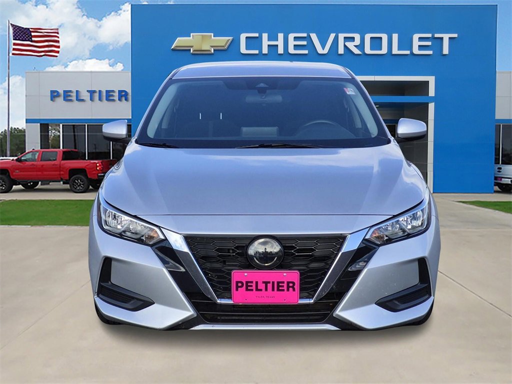 Used 2022 Nissan Sentra SV image 2