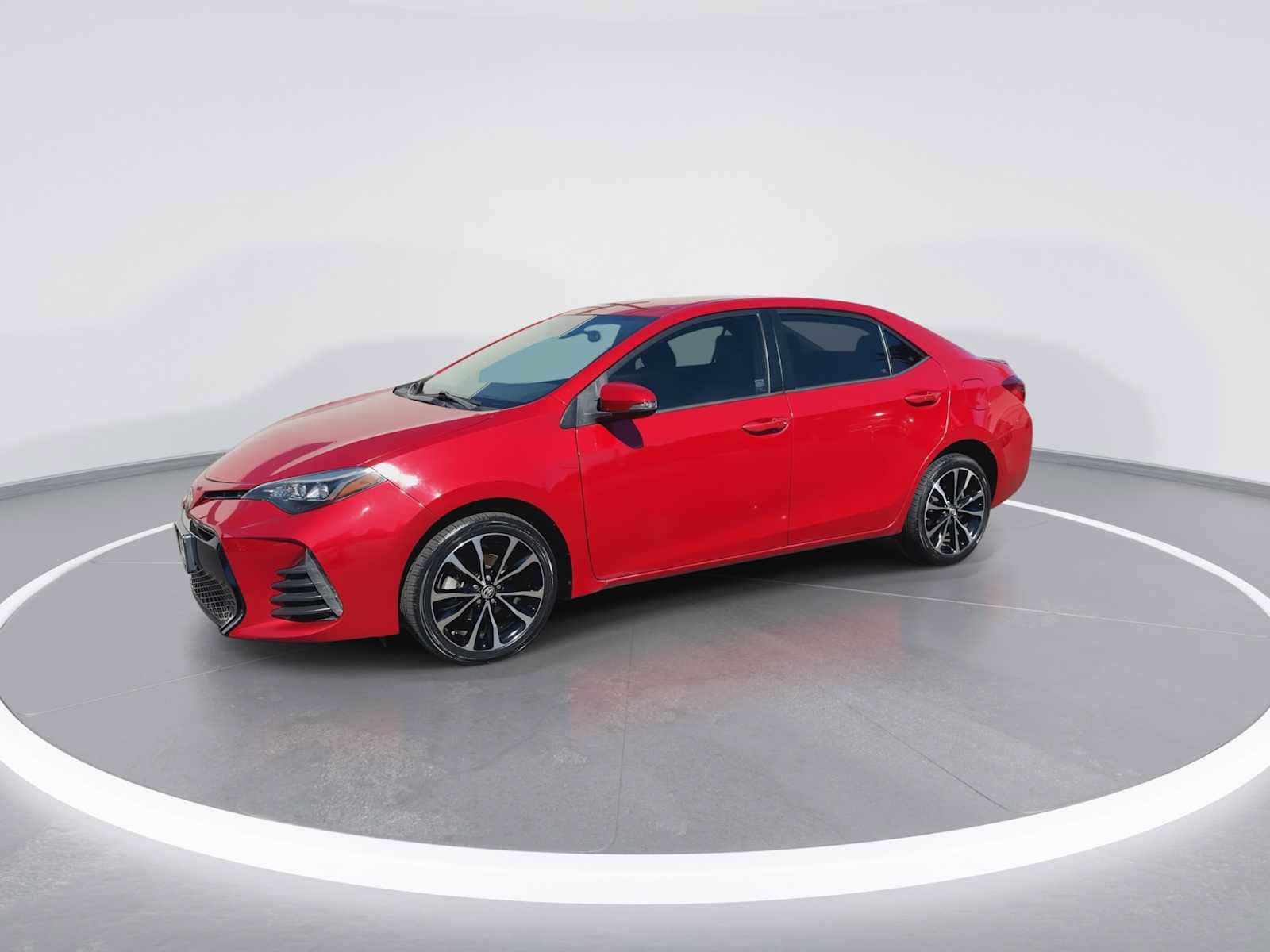 Certified 2019 Toyota Corolla SE FWD image 4