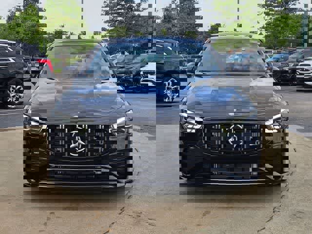 Used 2025 Mercedes-Benz CLA 35 AMG 4MATIC image 4