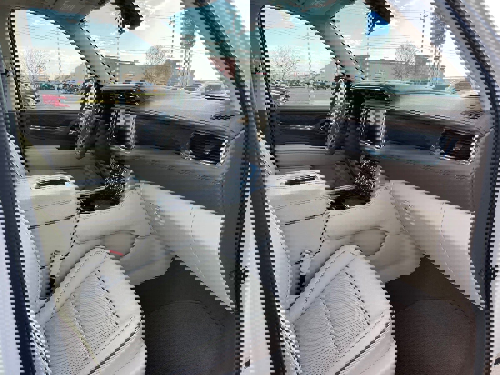 Used 2022 GMC Yukon Denali image 8