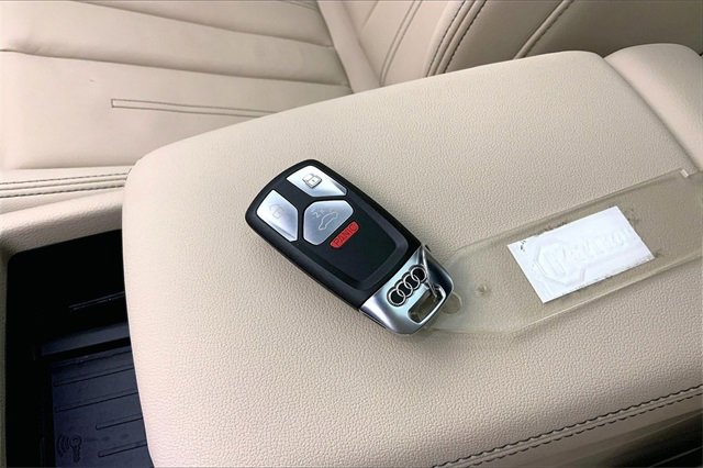 Used 2024 Audi A4 2.0T Premium Plus image 11