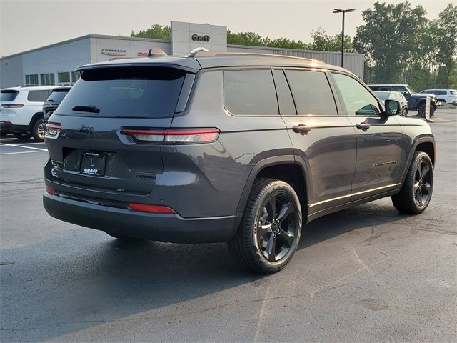 New 2025 Jeep Grand Cherokee L Limited w/ Black Appearance Package image 4