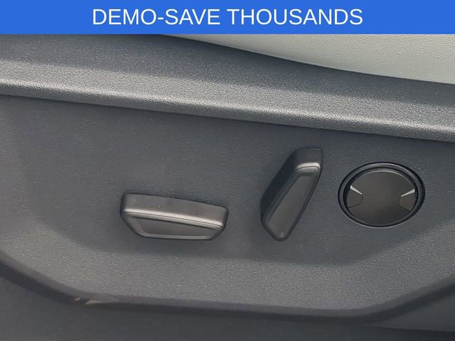 New 2025 Ford Expedition Max Platinum w/ Driver's Package image 9