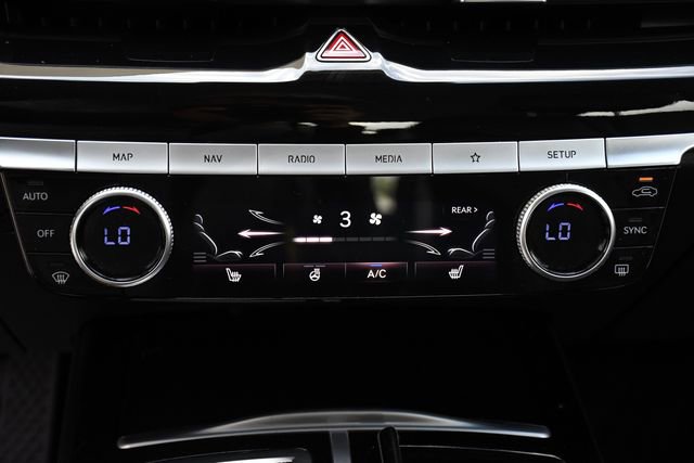 Used 2023 Genesis G80 2.5T image 17