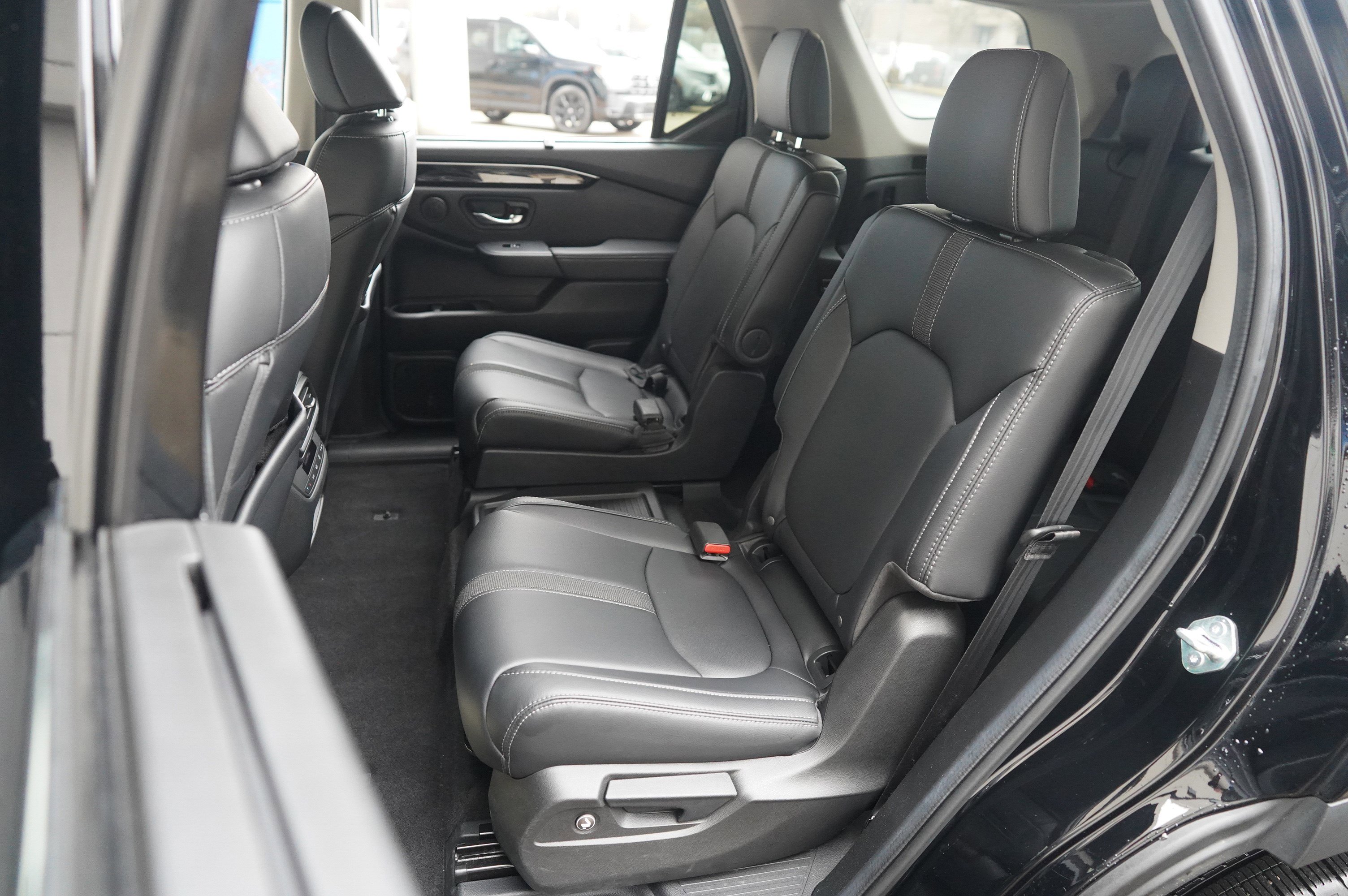 Used 2024 Honda Pilot EX-L image 36