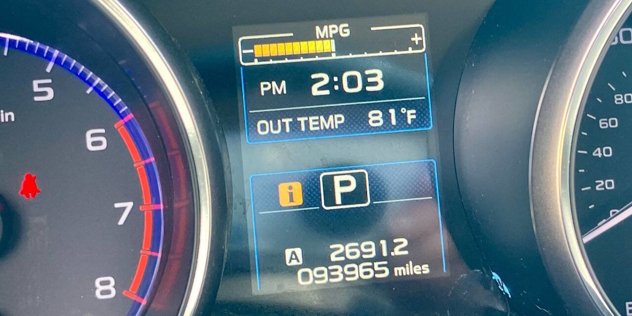 Used 2018 Subaru Outback 2.5i Premium image 11