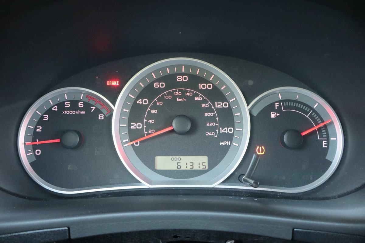 Used 2010 Subaru Impreza 2.5i Premium AWD/4WD image 34