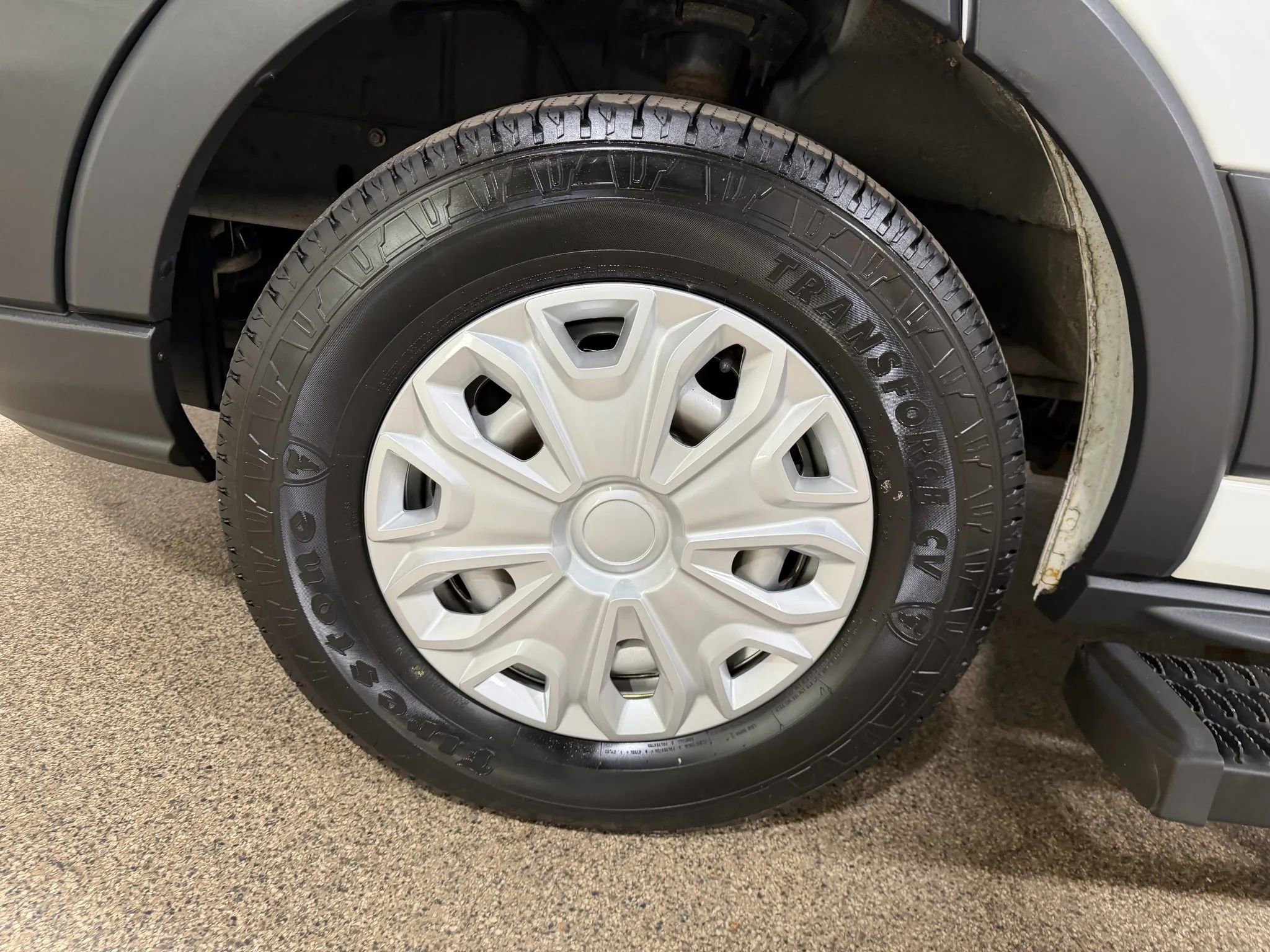 Used 2017 Ford Transit 150 XL image 58