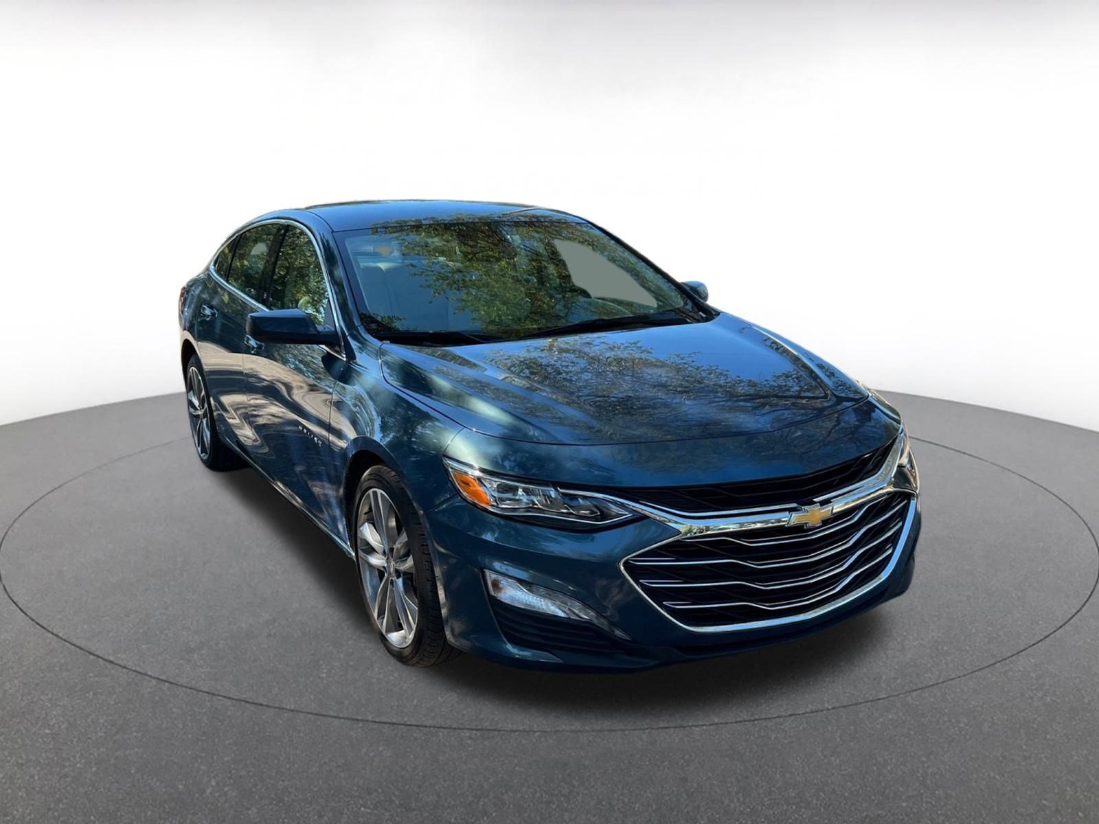Used 2024 Chevrolet Malibu LT