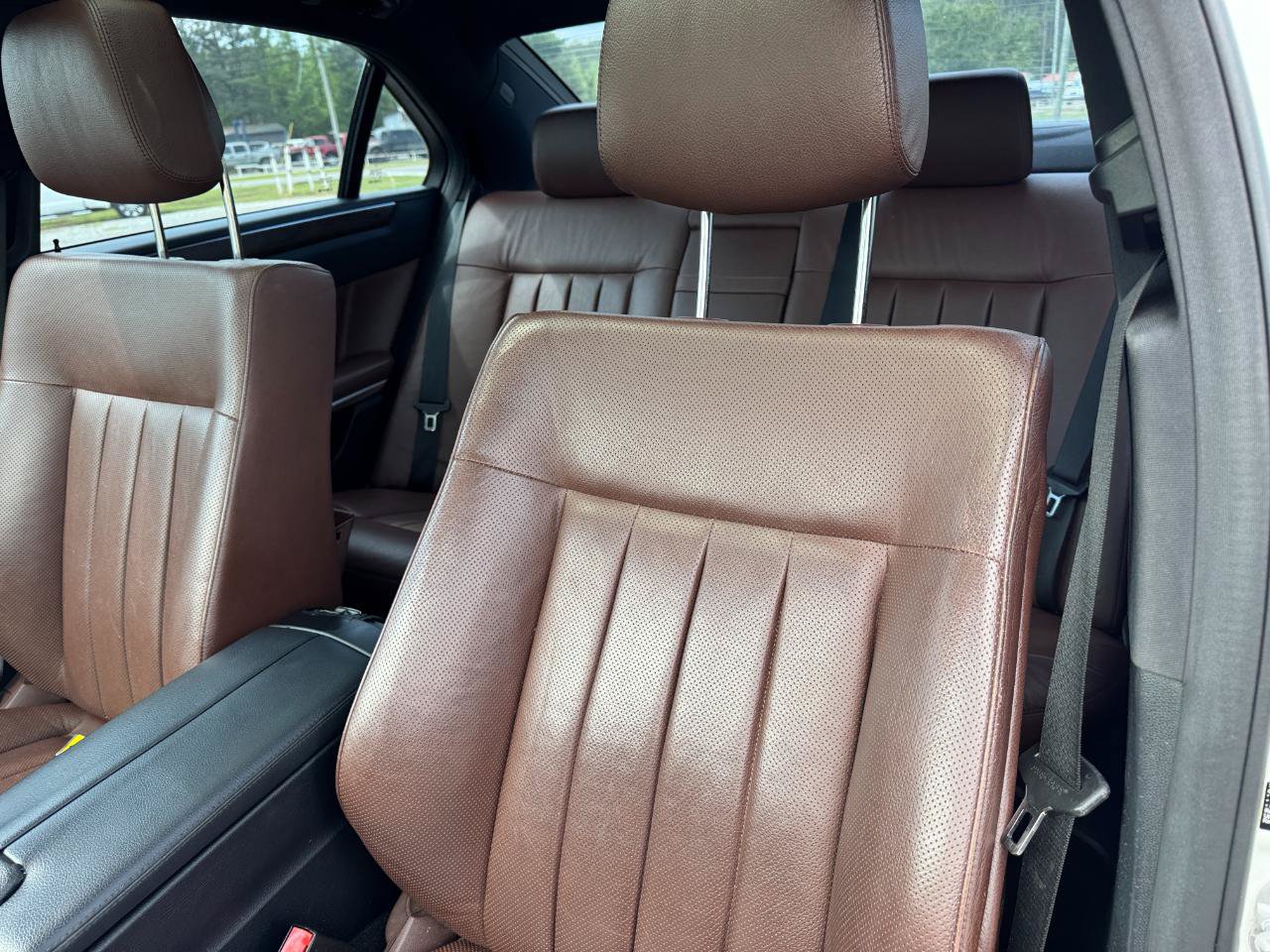 Used 2014 Mercedes-Benz E 350 Sedan image 19