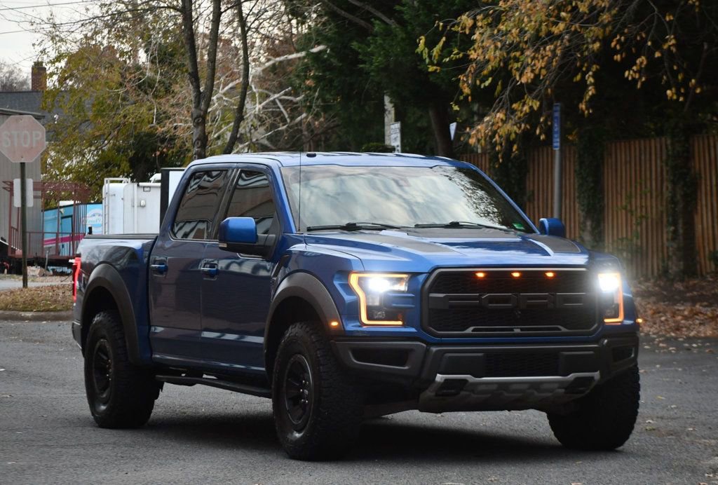 Used 2018 Ford F150 Raptor w/ Equipment Group 802A Luxury image 18