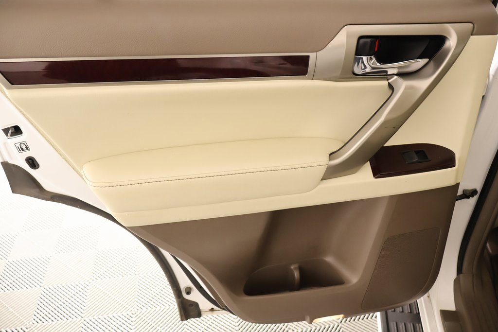 Used 2017 Lexus GX 460 image 20